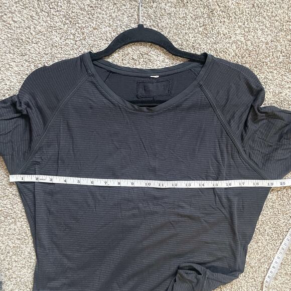 Lululemon Gray lightweight Long sleeve - Picture 7 of 8